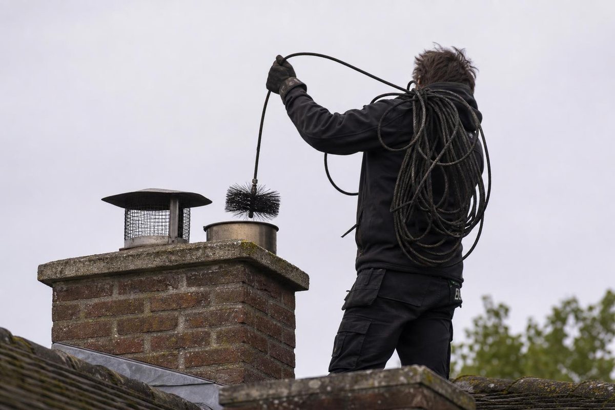 Fireside Chimney Sweep in Woburn